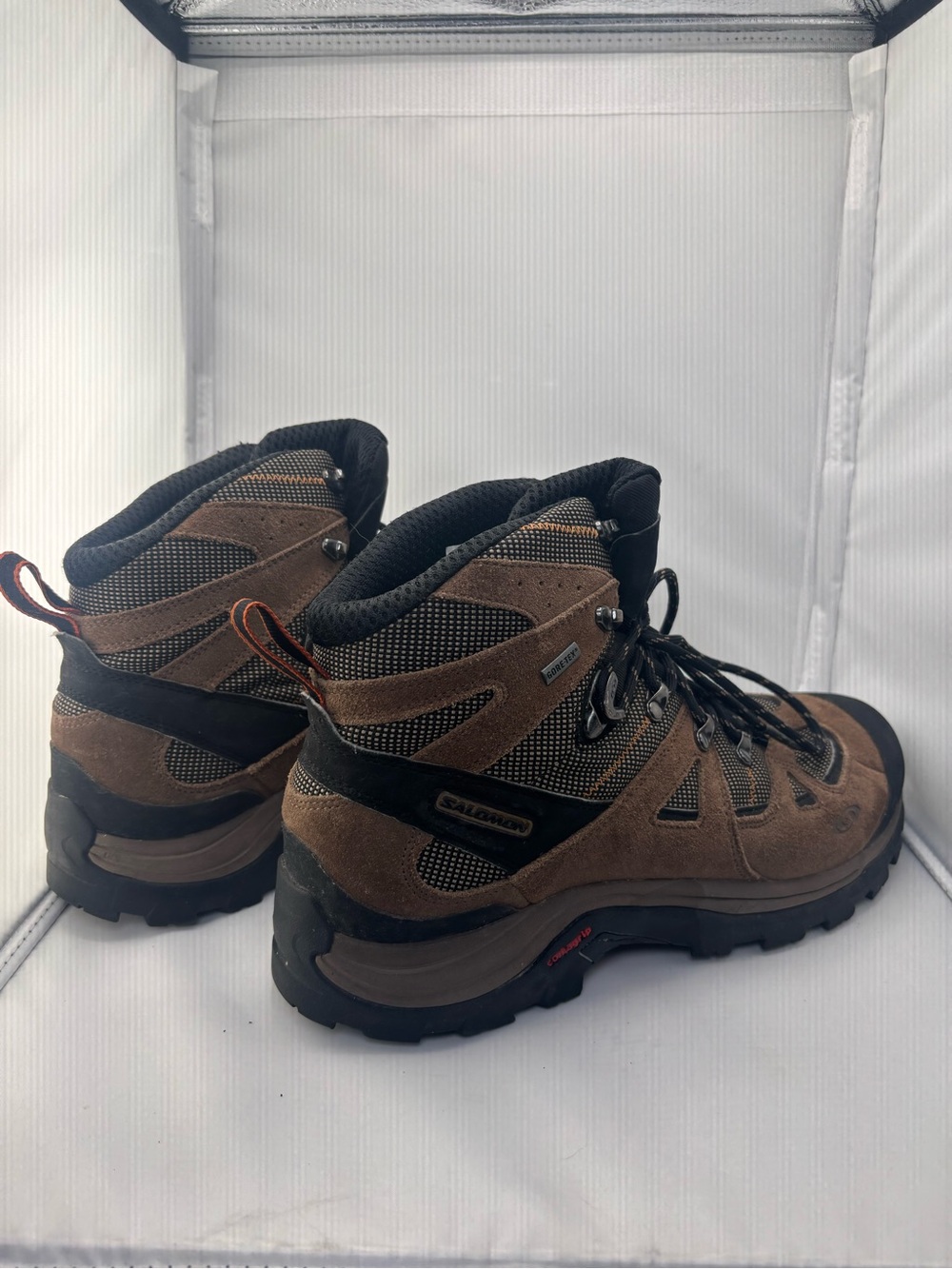 Salomon Brown and Black Men's Hiking Boots size 11.5 - Picture 2 of 16